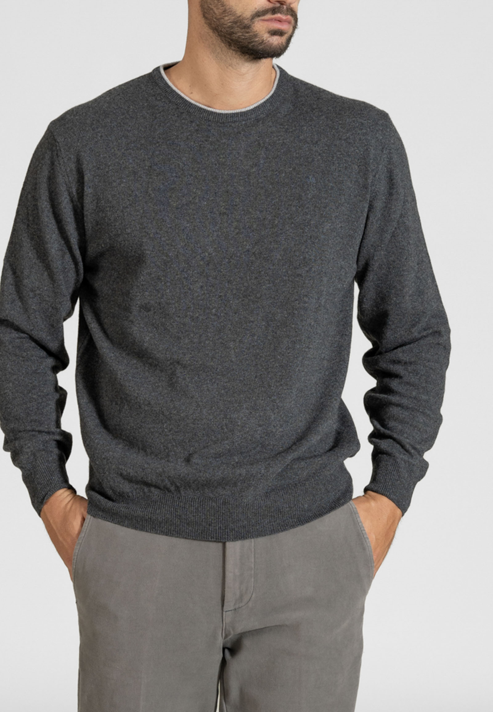 30210821-303656A Dark grey μελανζέ πλεκτό λαιμόκοψη cashmere touch - Image 1